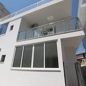 Apartment Deda, Sarande
