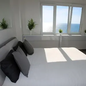 White Luxury Апартаменты